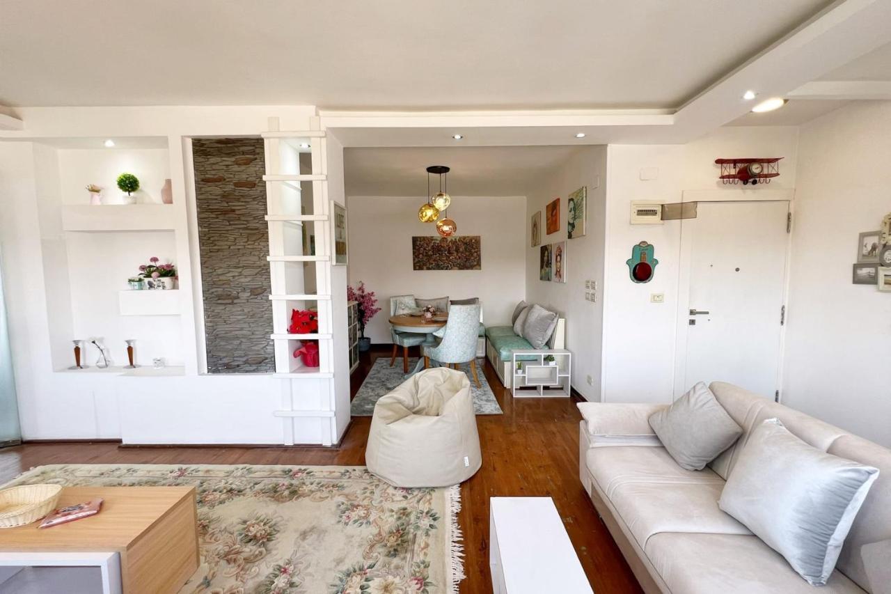Boutique 1bdr Loft The Vibrant Korba District Kairo